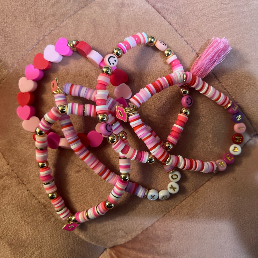 💘BE MINE + XOXO💘 Stacking Bracelet Set